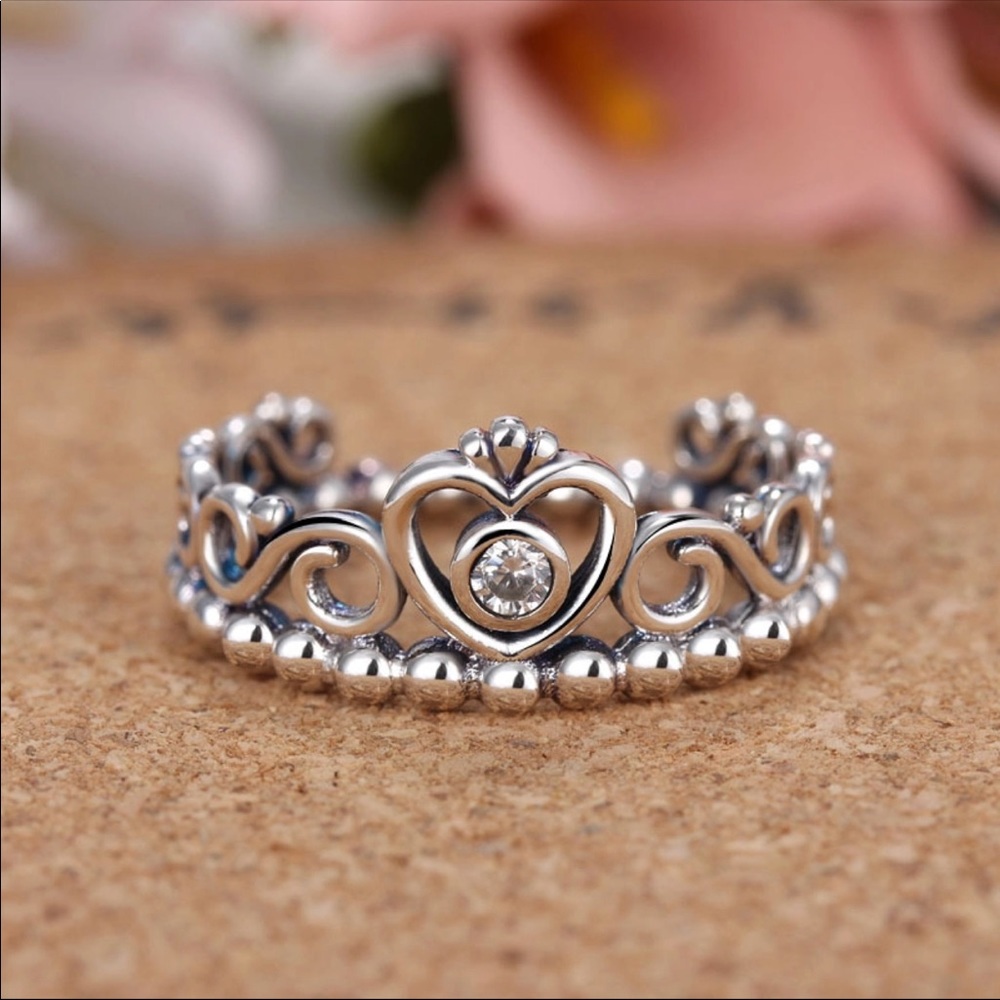 PANDORA Princess Ring with BOX